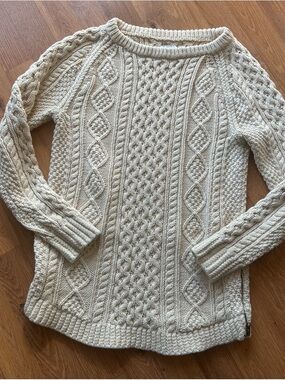 LL Bean Signature Fisherman Cable Knit Cream Women's Sweater